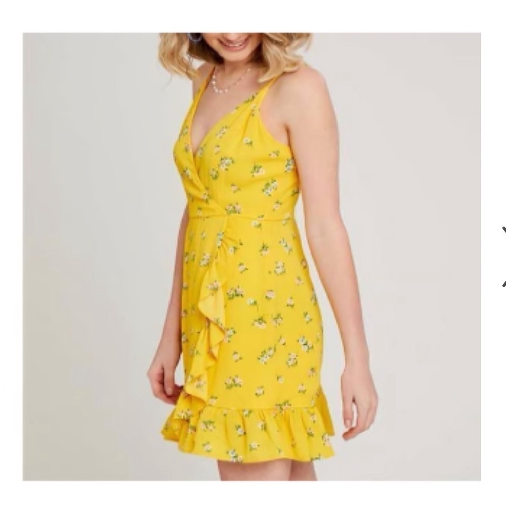 ALTER'D STATE yellow floral dress size small
